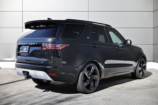New 2025 Land Rover Discovery Metropolitan Edition image 15