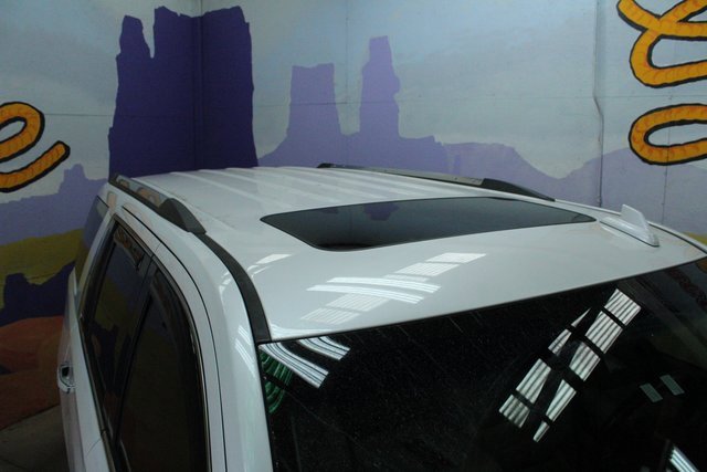 Used 2018 GMC Yukon Denali image 5