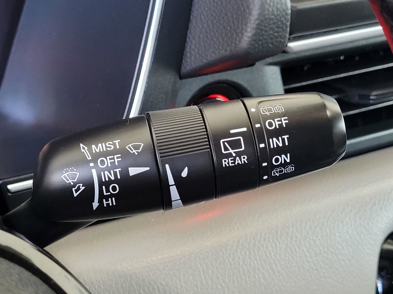 Used 2024 Honda Pilot Touring image 33