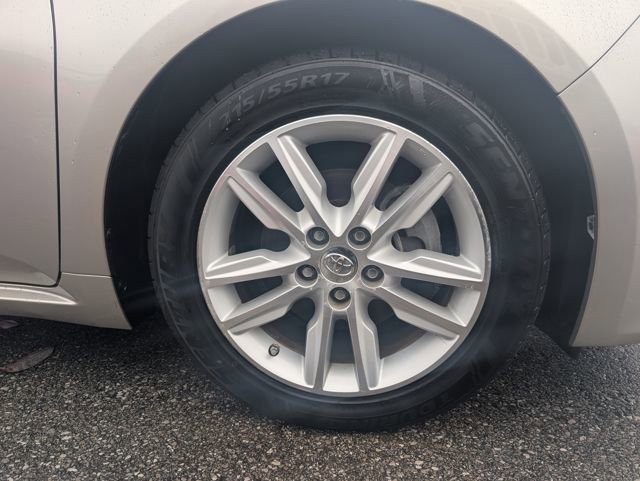 Used 2013 Toyota Avalon XLE FWD image 24