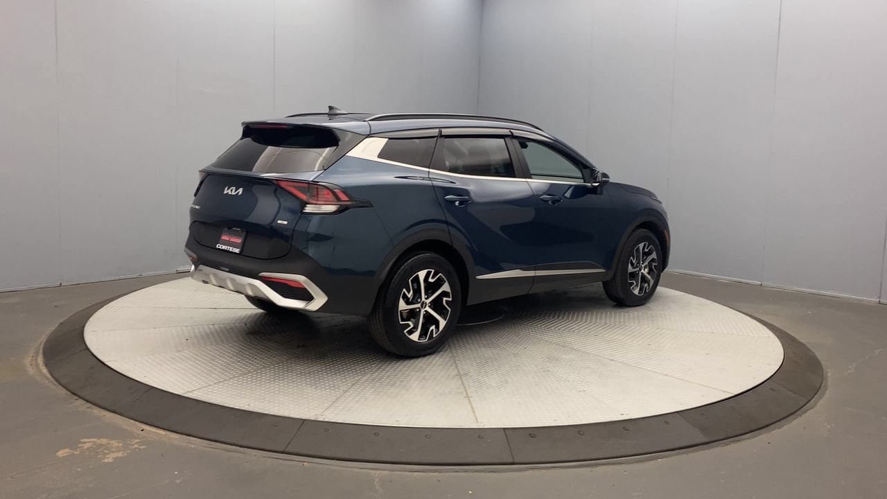 Used 2025 Kia Sportage EX w/ EX Premium Package AWD/4WD image 5