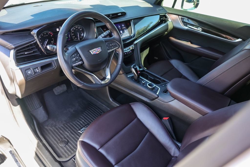 Used 2022 Cadillac XT6 Premium Luxury FWD image 10