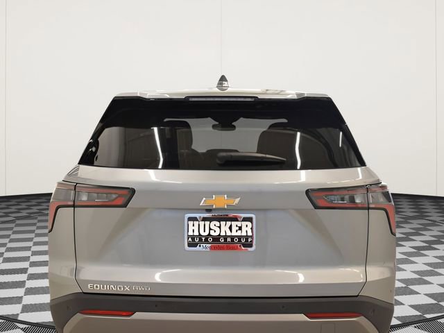 Used 2025 Chevrolet Equinox LT image 11