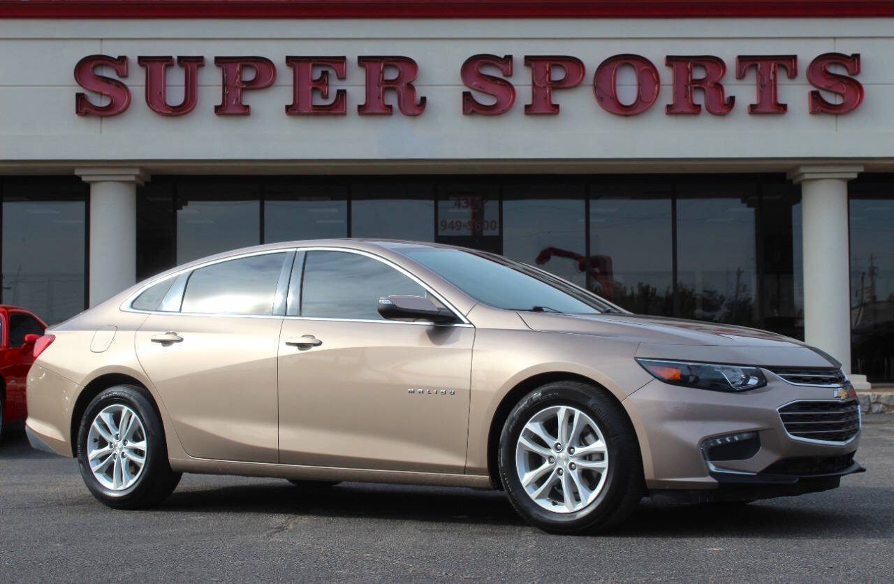 Used 2018 Chevrolet Malibu LT FWD image 1