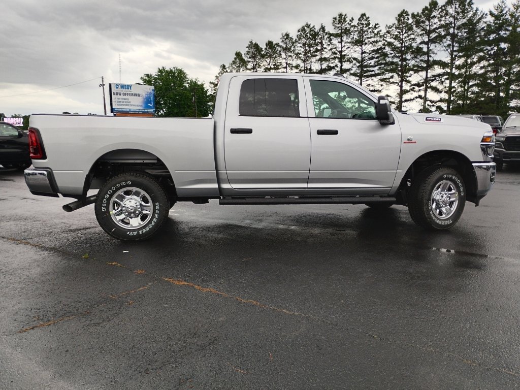 New 2026 RAM 2500 Tradesman AWD/4WD image 4