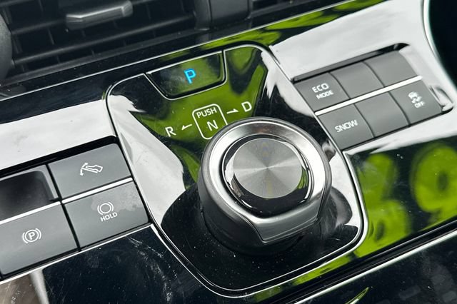 Certified 2025 Toyota bZ4X FWD image 26
