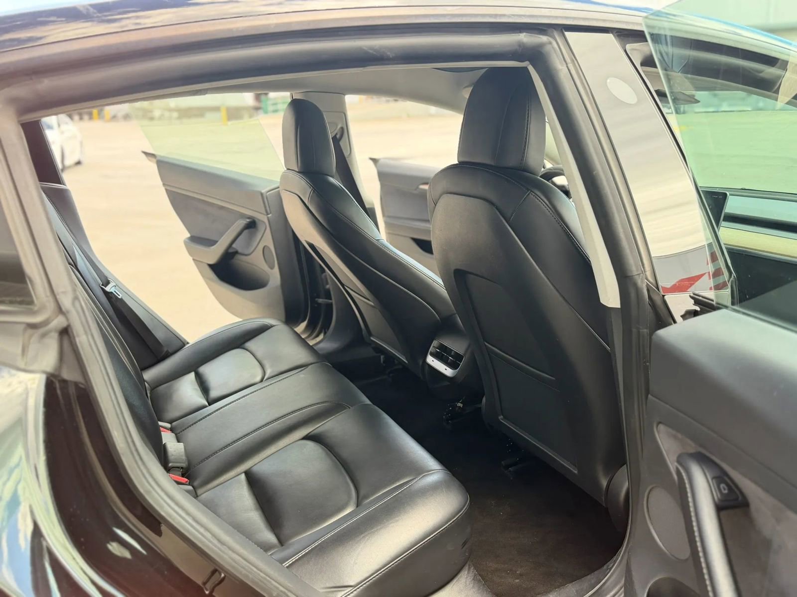 Used 2022 Tesla Model 3 Standard Range image 20