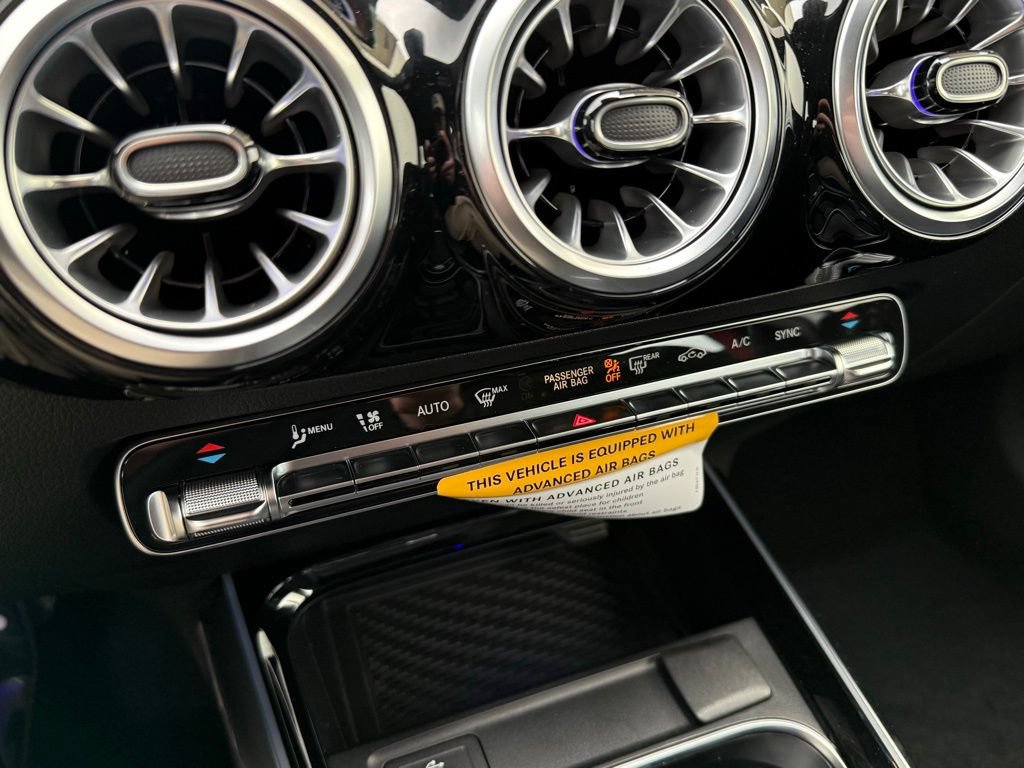 New 2026 Mercedes-Benz GLA 35 AMG 4MATIC image 27