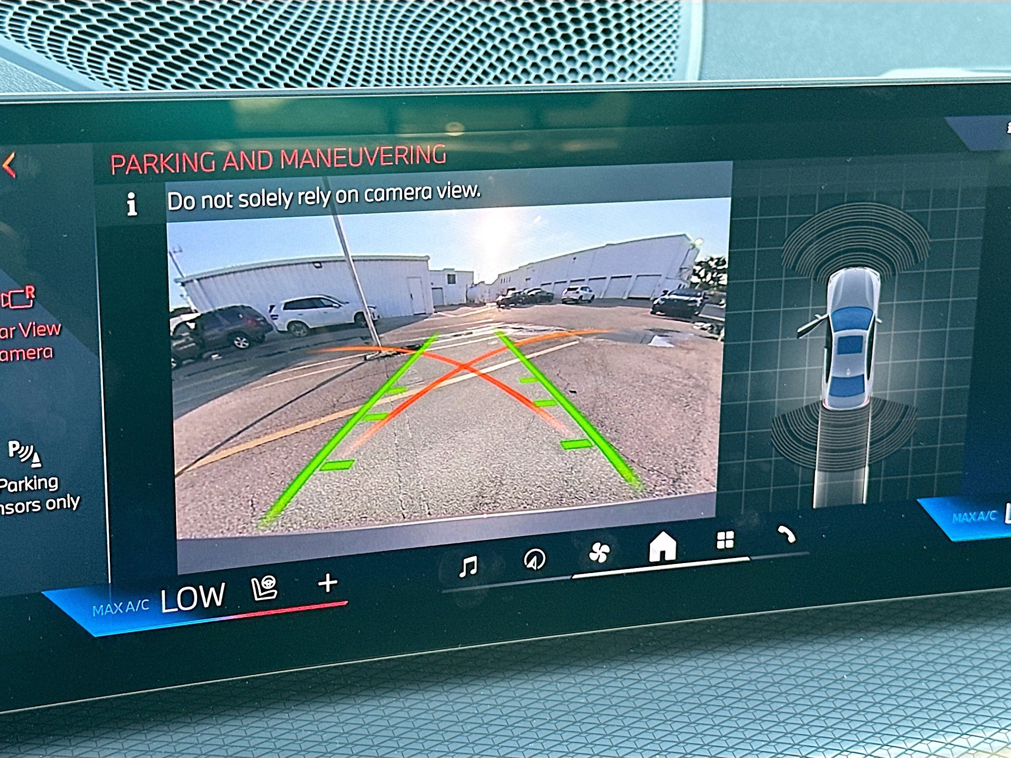 New 2026 BMW 330i Sedan w/ Premium Package image 12