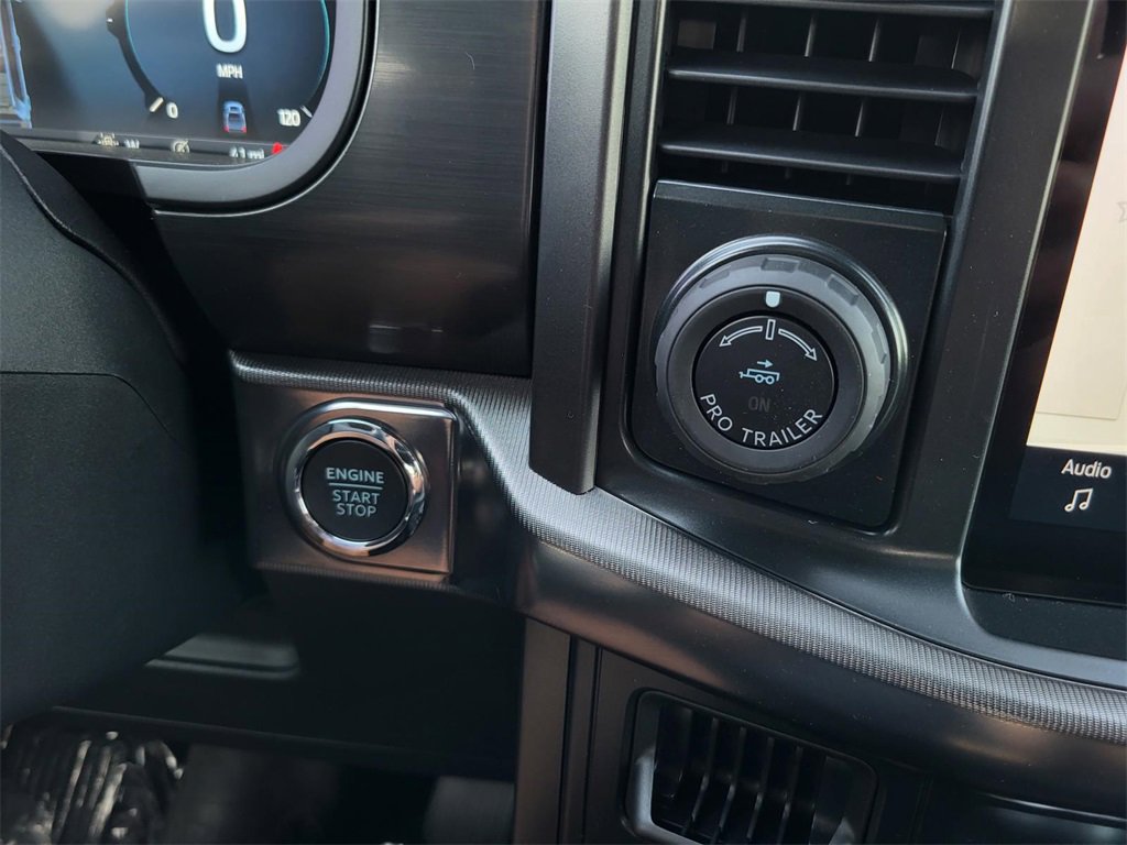 New 2025 Ford F150 Lariat w/ Equipment Group 501A Mid image 10