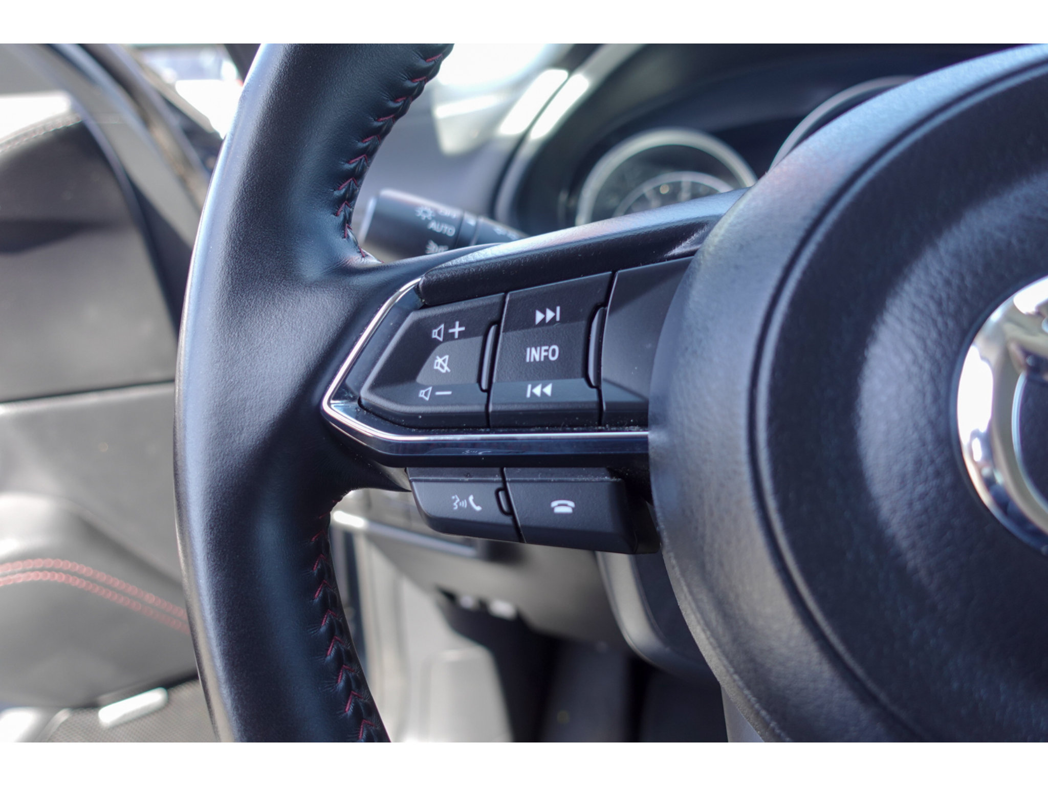 Used 2025 MAZDA CX-5 Carbon Edition AWD/4WD image 16