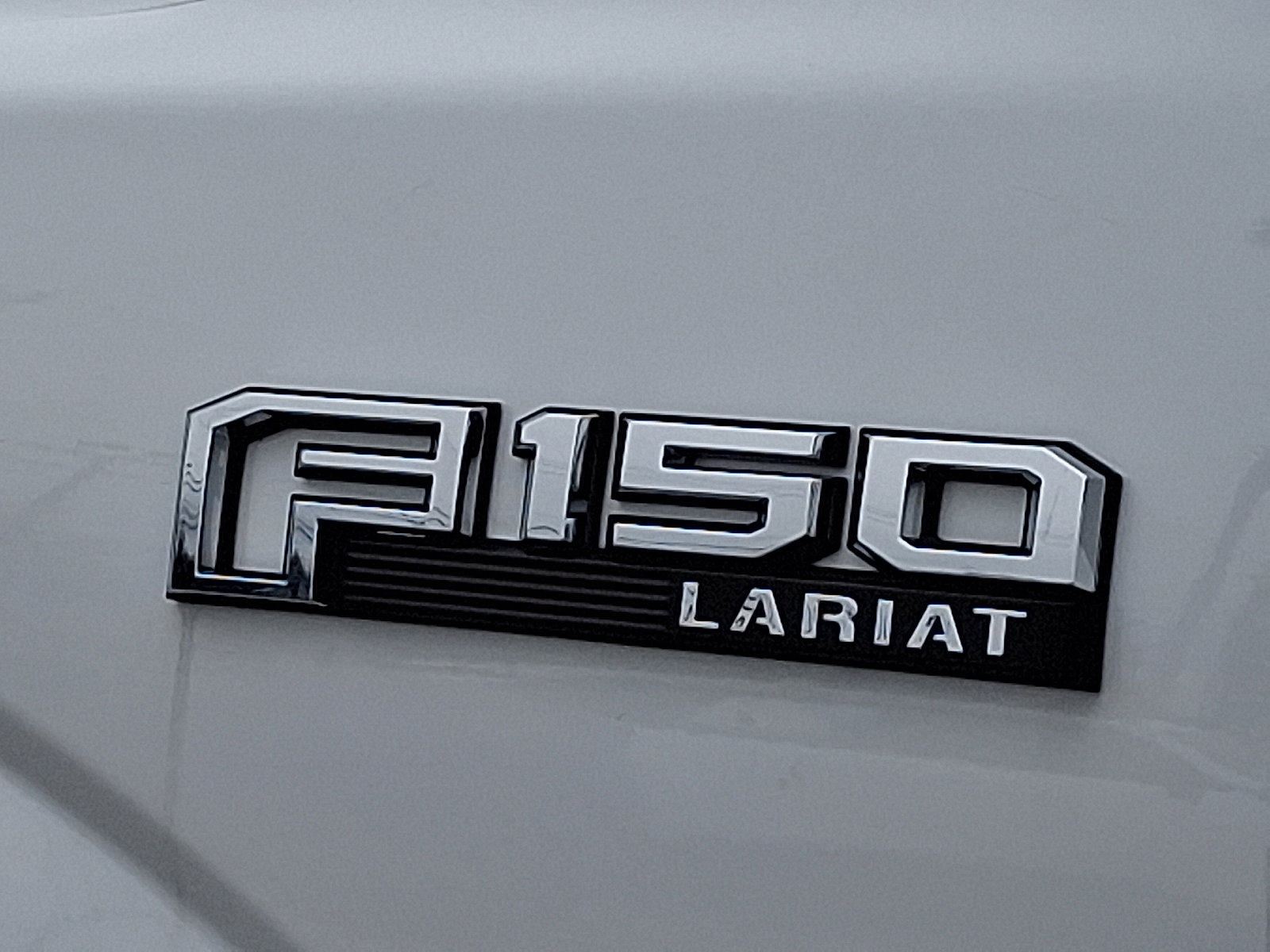 Certified 2019 Ford F150 Lariat w/ Equipment Group 502A Luxury image 30