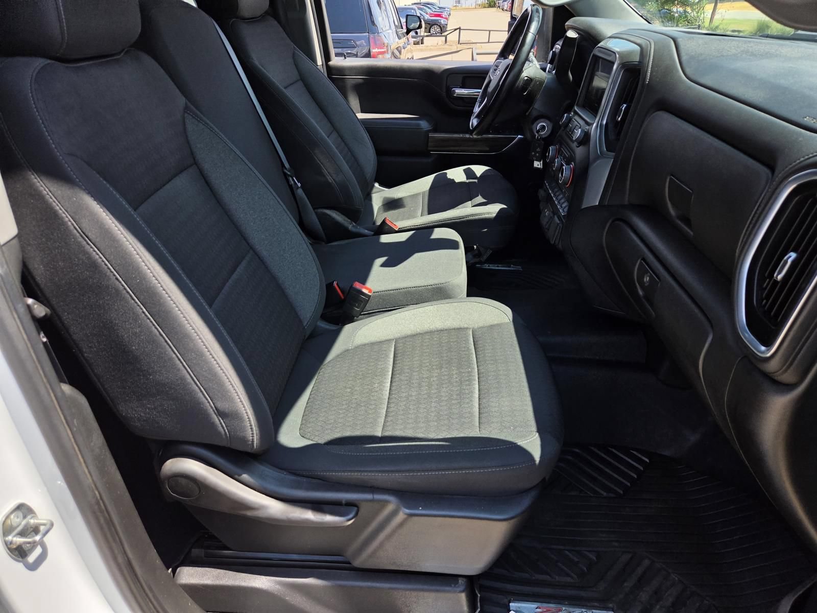 Used 2023 Chevrolet Silverado 2500 LT AWD/4WD image 9