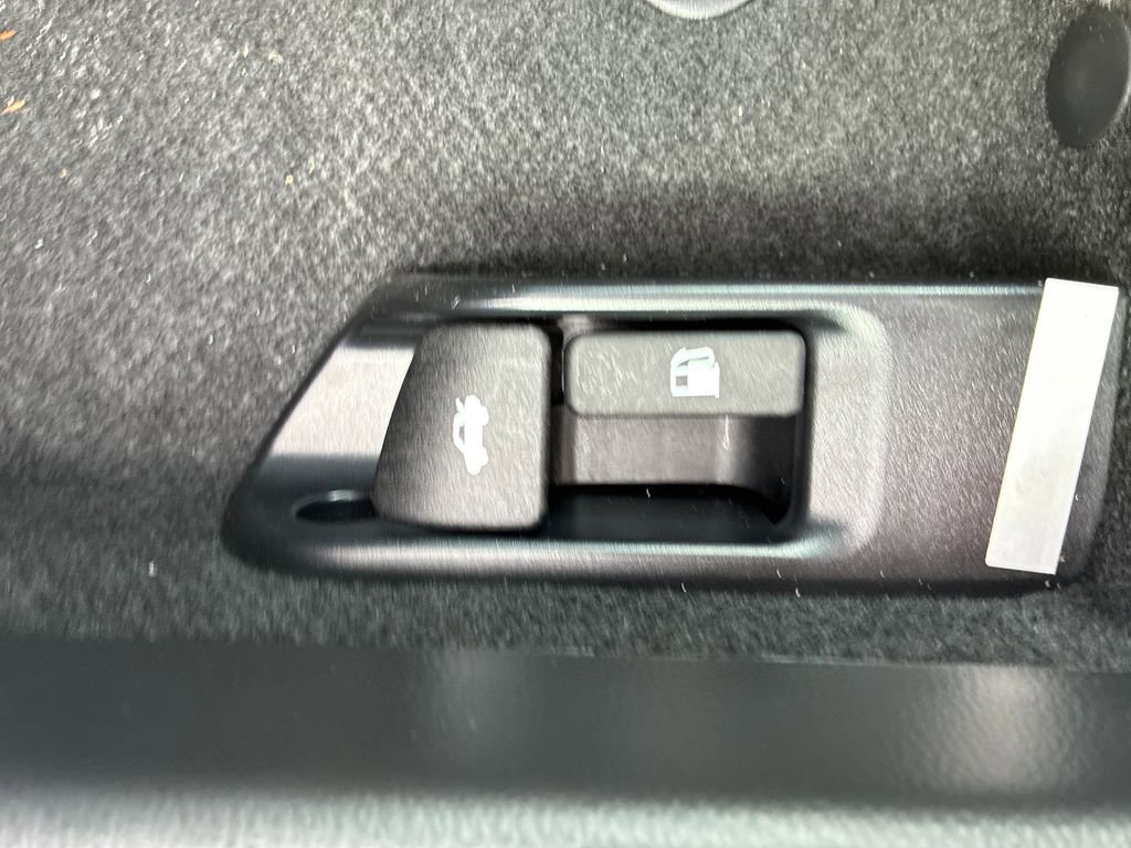 New 2026 Toyota Corolla SE image 31