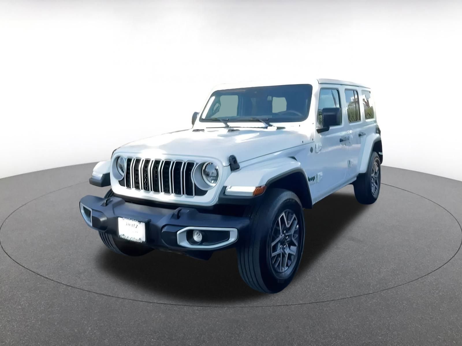 Used 2025 Jeep Wrangler Sahara image 7