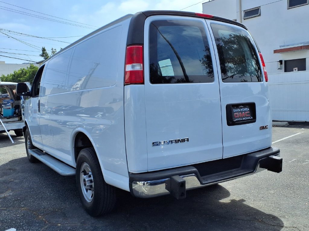 Certified 2024 GMC Savana 2500 w/ Driver Convenience Package RWD image 3