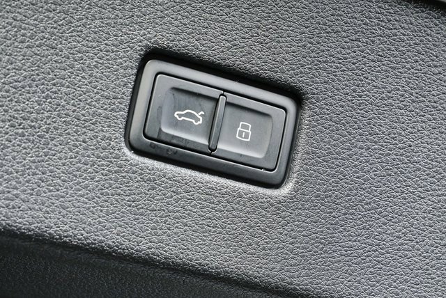 New 2026 Audi SQ8 Premium Plus image 29