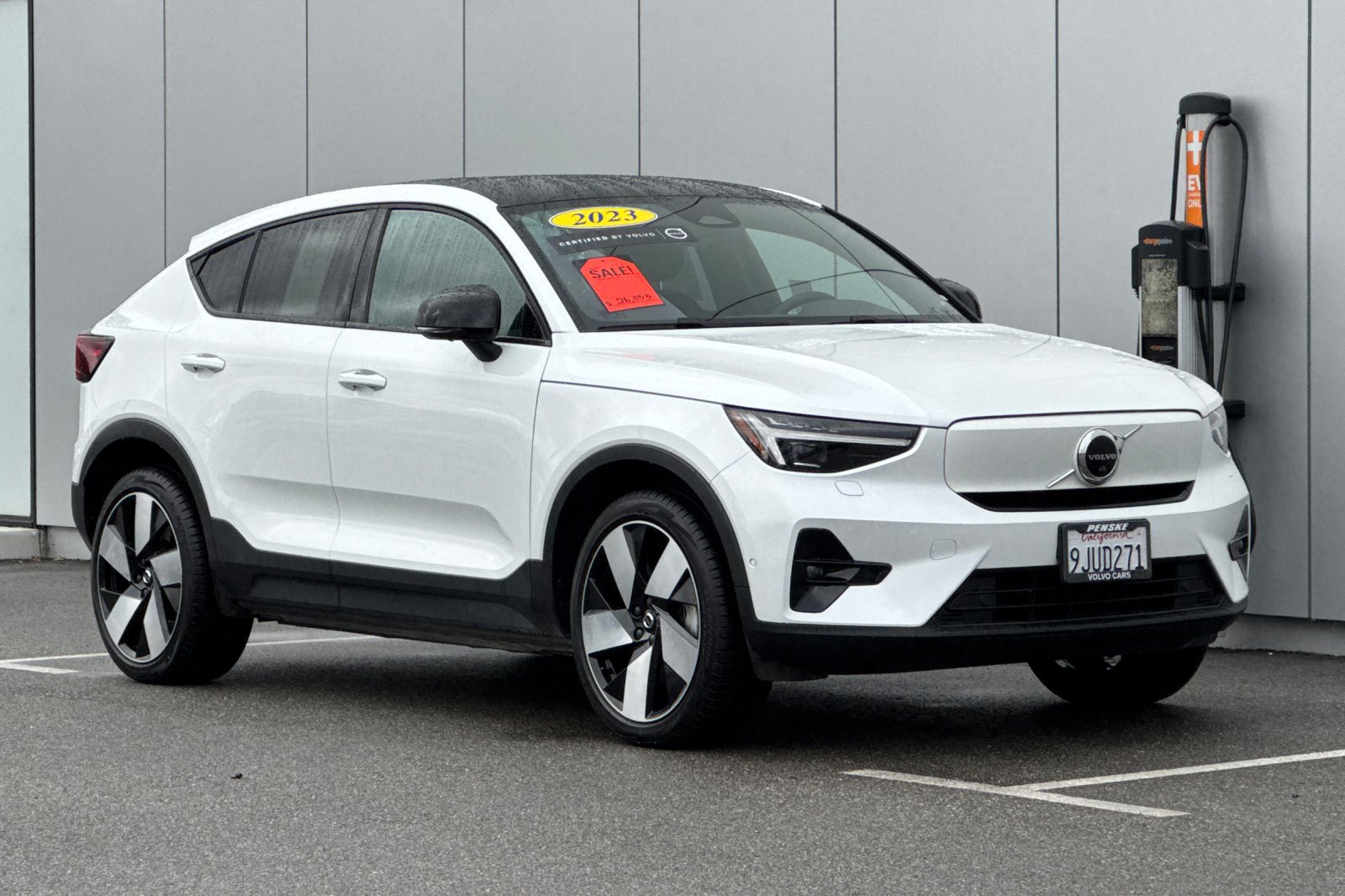 Used 2023 Volvo C40 P8 Recharge Ultimate AWD/4WD image 7