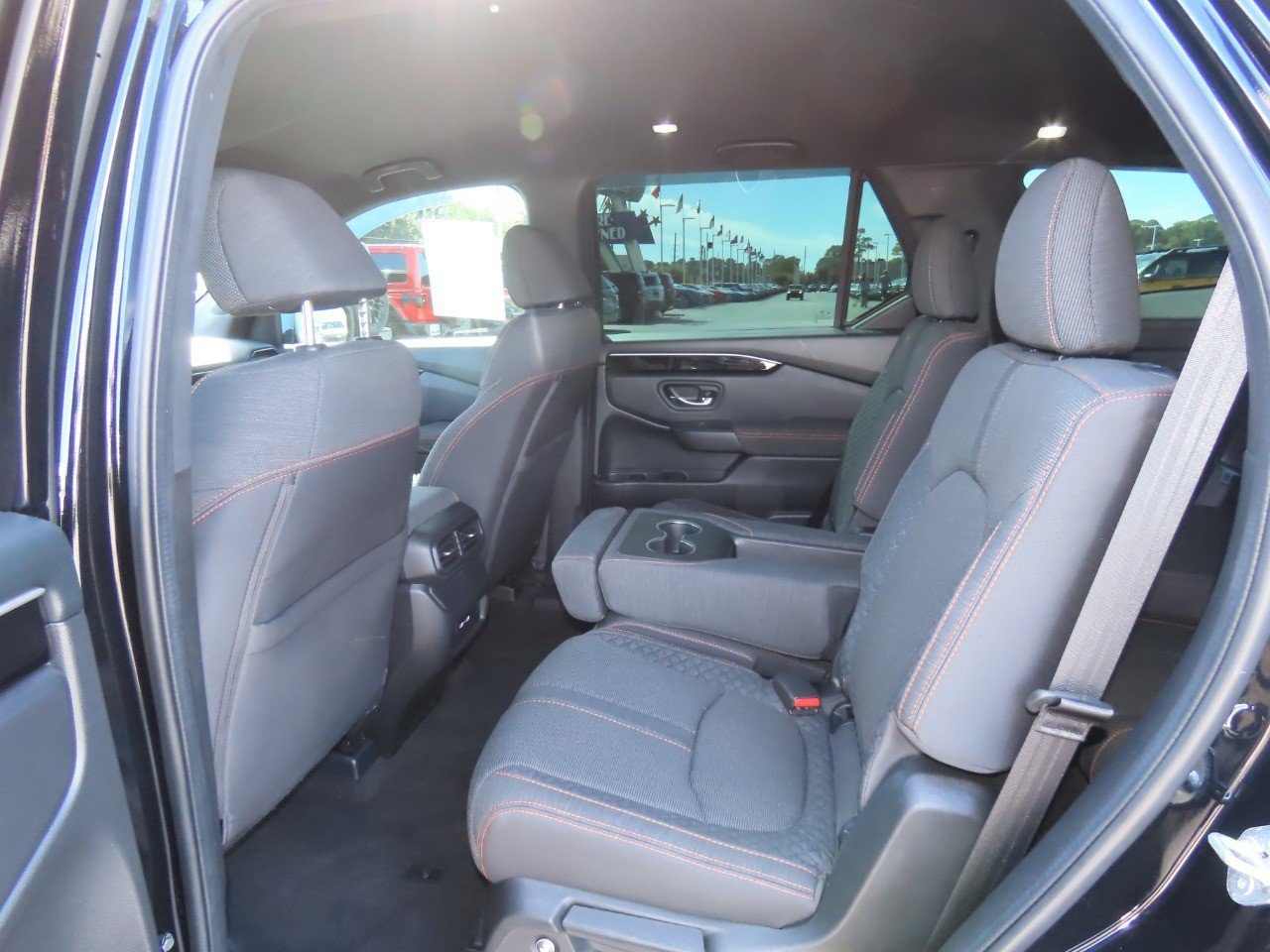 Used 2023 Honda Pilot Sport image 20