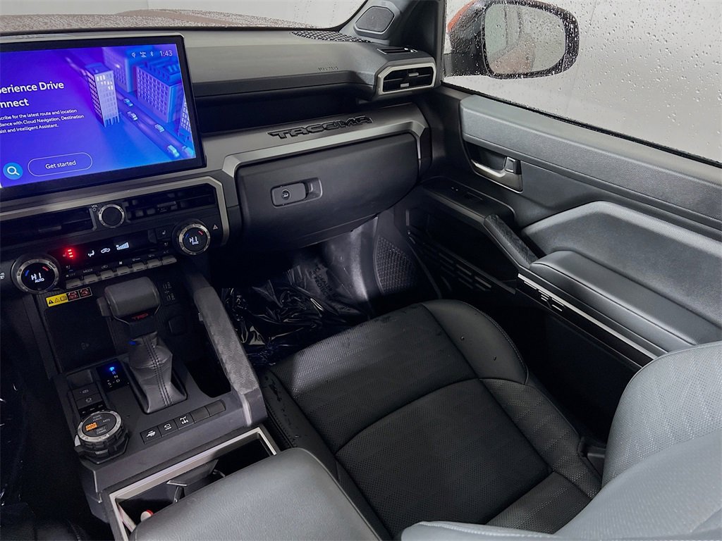 Certified 2025 Toyota Tacoma TRD Off-Road image 21