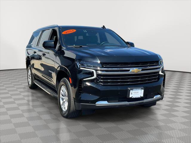 Used 2024 Chevrolet Suburban LT AWD/4WD image 1