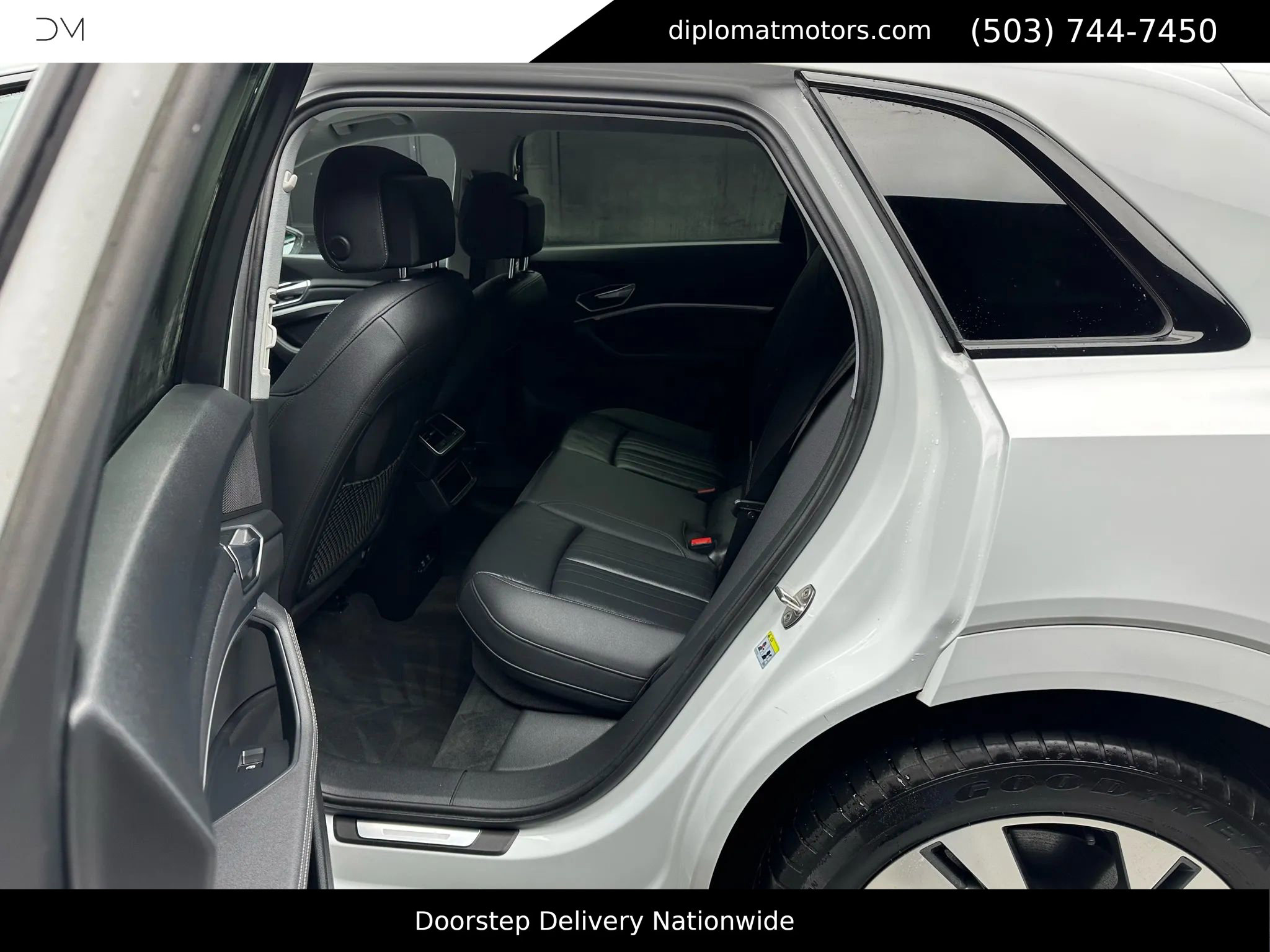 Used 2021 Audi e-tron Premium w/ Convenience Plus Package image 20