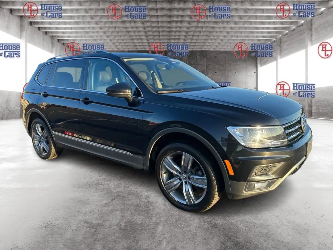 Used 2020 Volkswagen Tiguan SEL w/ Tiguan Two-Row MDO Package image 3