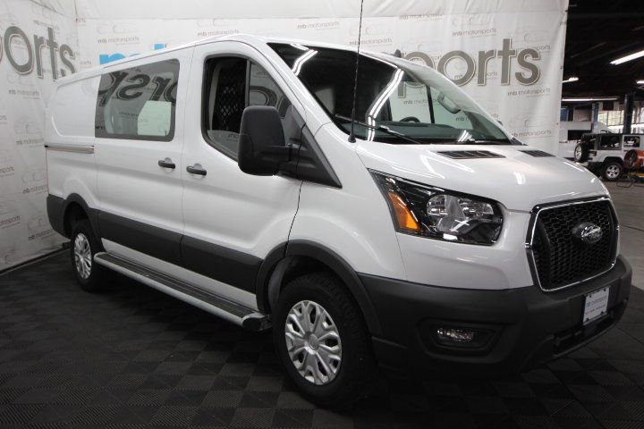 Used 2024 Ford Transit 250 Low Roof w/ Exterior Upgrade Package image 9