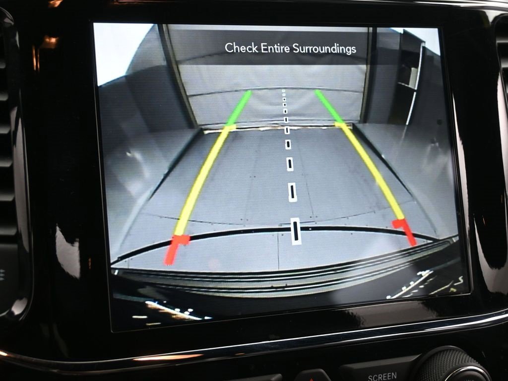 Used 2021 Jeep Grand Cherokee Laredo X image 11