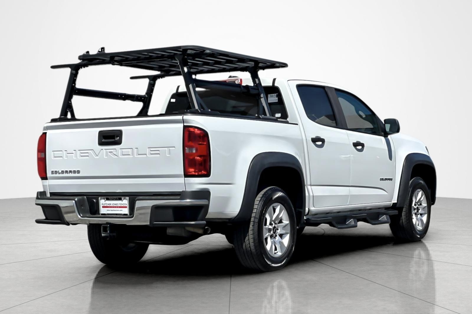 Used 2022 Chevrolet Colorado W/T w/ WT Convenience Package RWD image 5