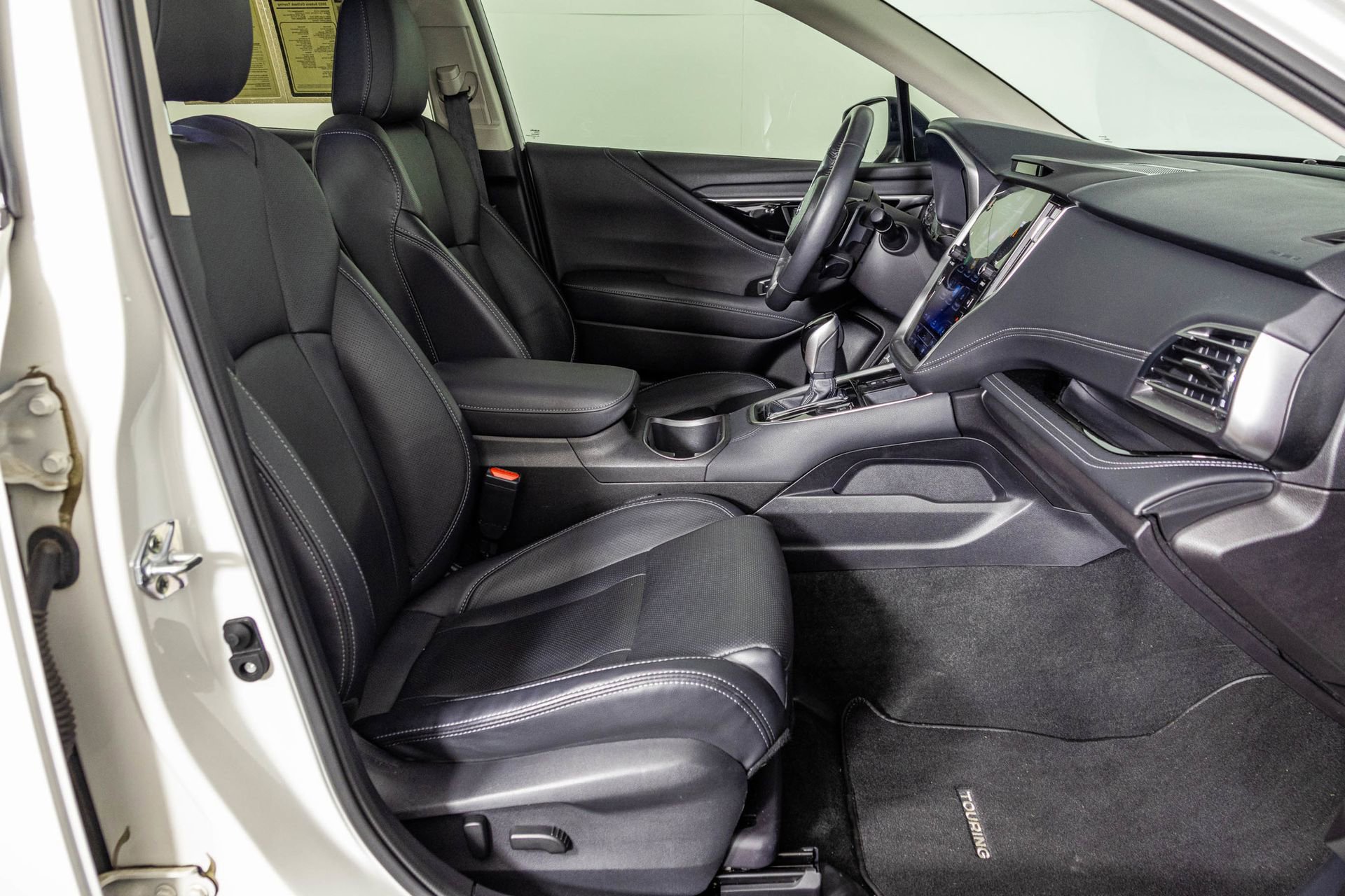 Used 2023 Subaru Outback Touring AWD/4WD image 50