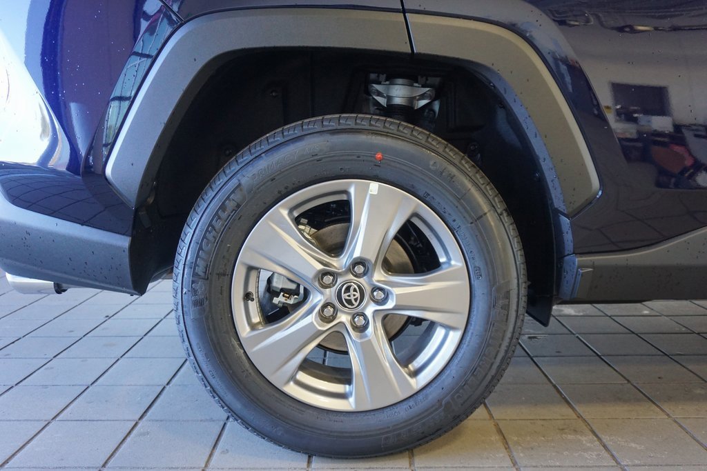 New 2025 Toyota RAV4 XLE image 34