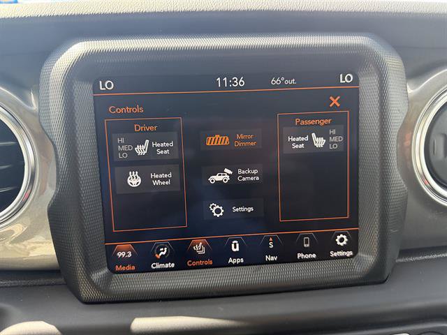 Used 2023 Jeep Wrangler Unlimited Sahara w/ Cold Weather Group AWD/4WD image 44