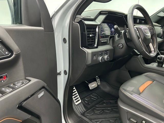 Used 2025 GMC Sierra 1500 AT4 w/ Technology Package image 30