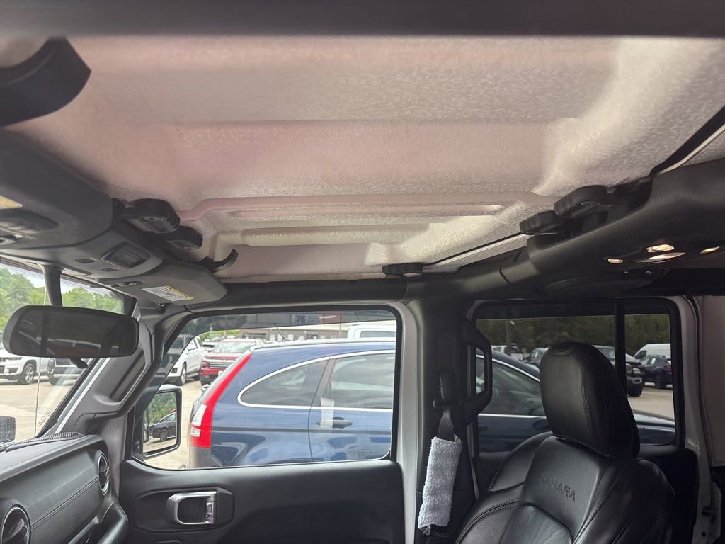 Used 2019 Jeep Wrangler Unlimited Sahara w/ Safety Group AWD/4WD image 13
