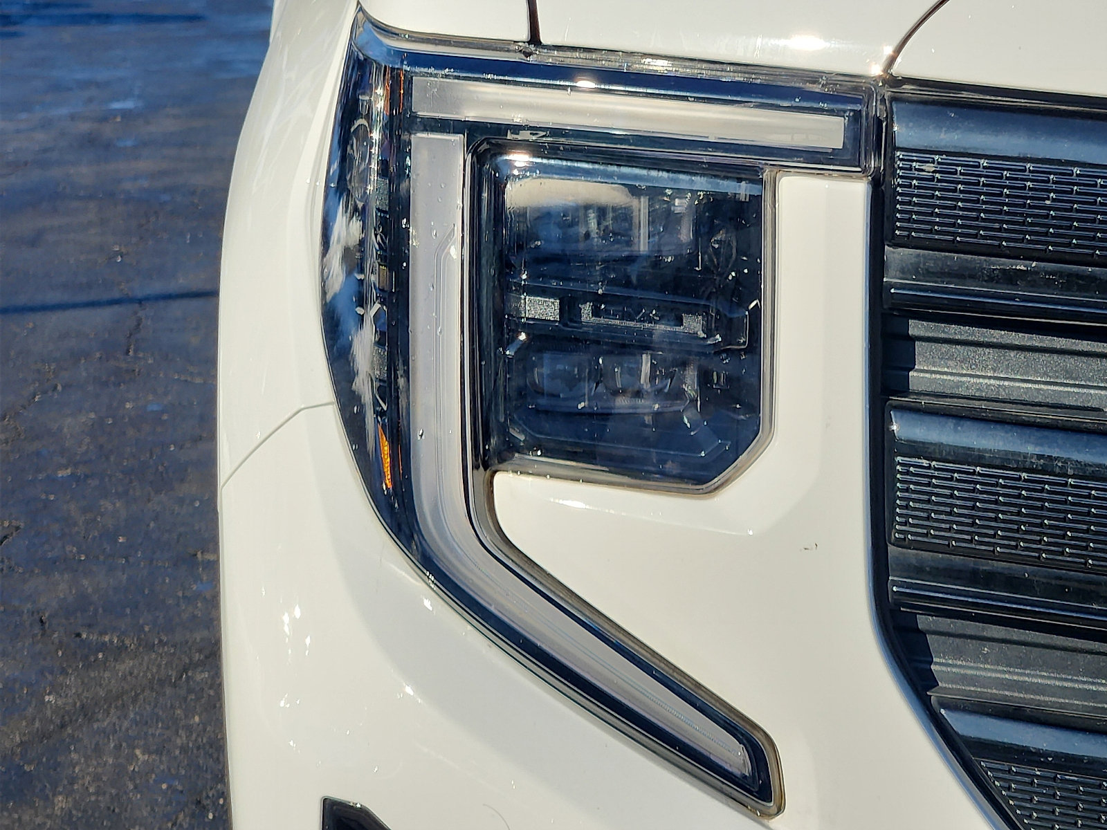 Used 2023 GMC Sierra 1500 Elevation image 9