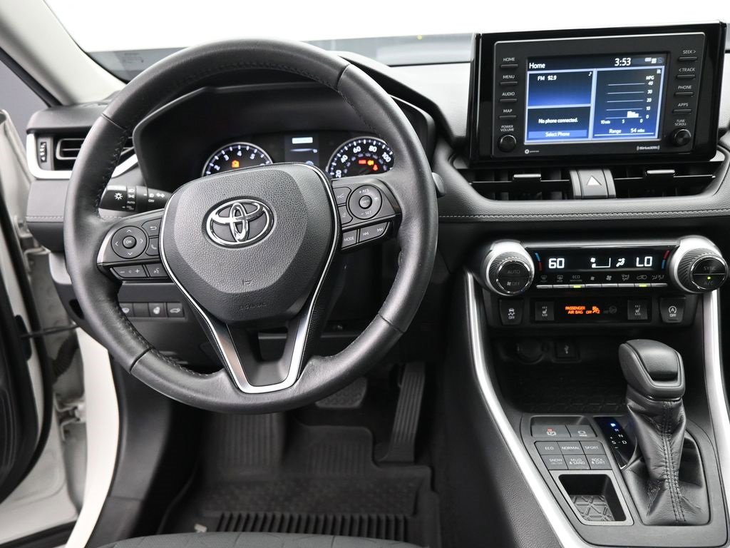 Used 2021 Toyota RAV4 XLE image 11