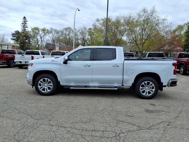 New 2026 Chevrolet Silverado 1500 LTZ w/ LTZ Premium Package AWD/4WD image 7