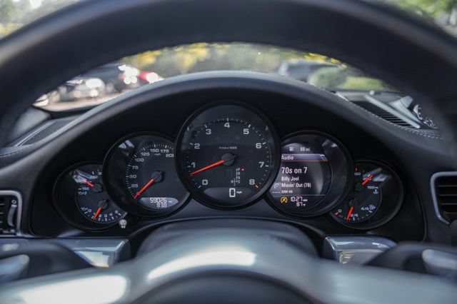 Used 2019 Porsche 911 Carrera RWD image 31