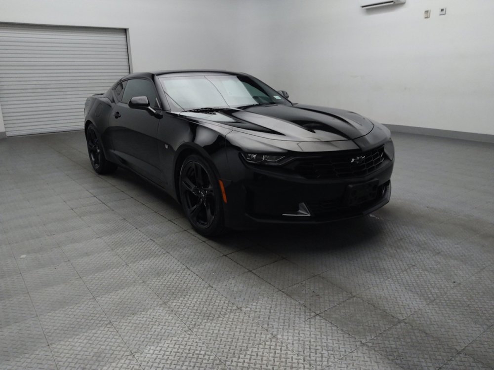 Used 2020 Chevrolet Camaro LT w/ RS Package RWD image 13
