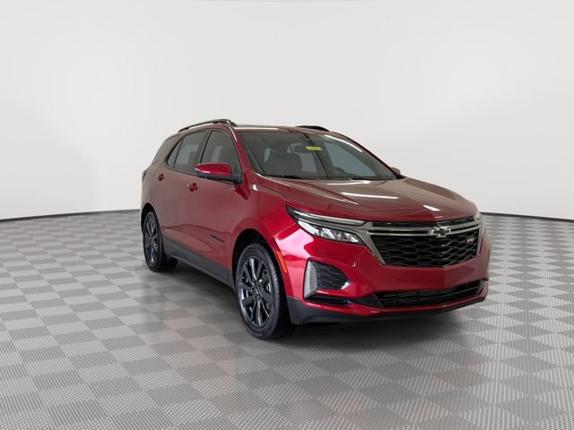 Used 2023 Chevrolet Equinox RS w/ RS Leather Package image 2
