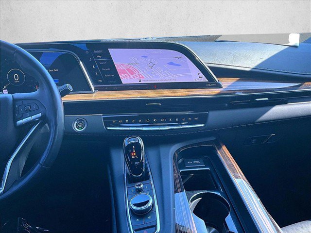 Used 2023 Cadillac Escalade Premium Luxury RWD image 8