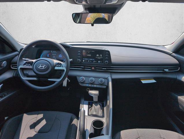 New 2026 Hyundai Elantra SE image 18