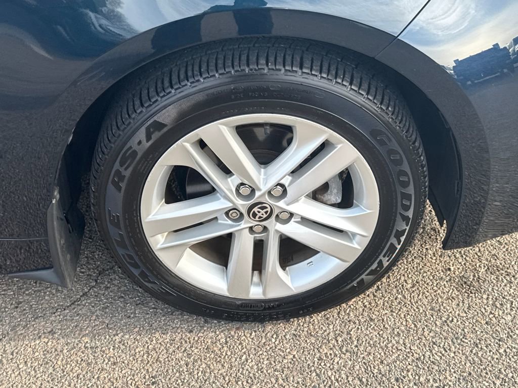 Used 2021 Toyota Corolla SE image 43