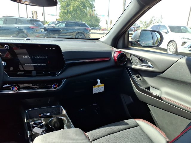 New 2027 Chevrolet Equinox RS FWD image 8