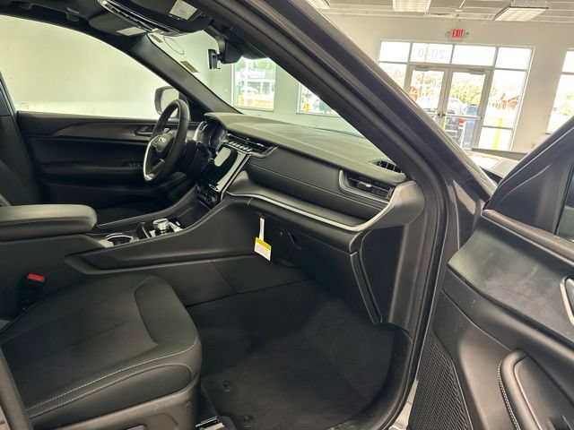 New 2026 Jeep Grand Cherokee Laredo X AWD/4WD image 20