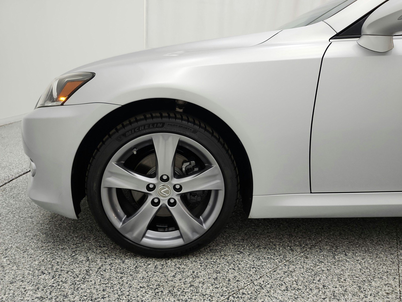 Used 2015 Lexus IS 250C w/ Navigation System Package RWD image 16