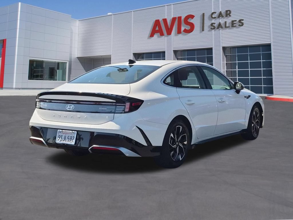 Used 2025 Hyundai Sonata SEL FWD image 6