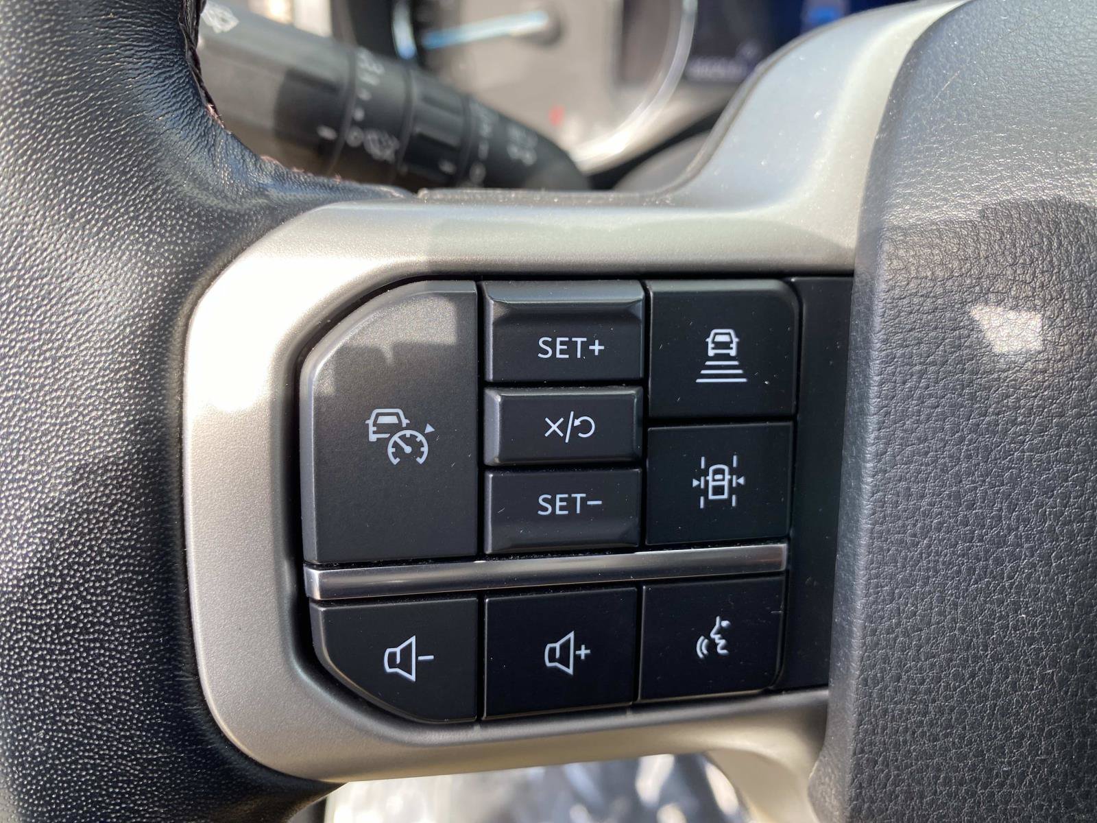Used 2023 Ford Expedition Max Limited AWD/4WD image 18