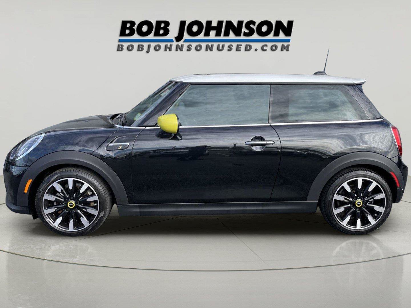Used 2024 MINI Cooper SE FWD image 4